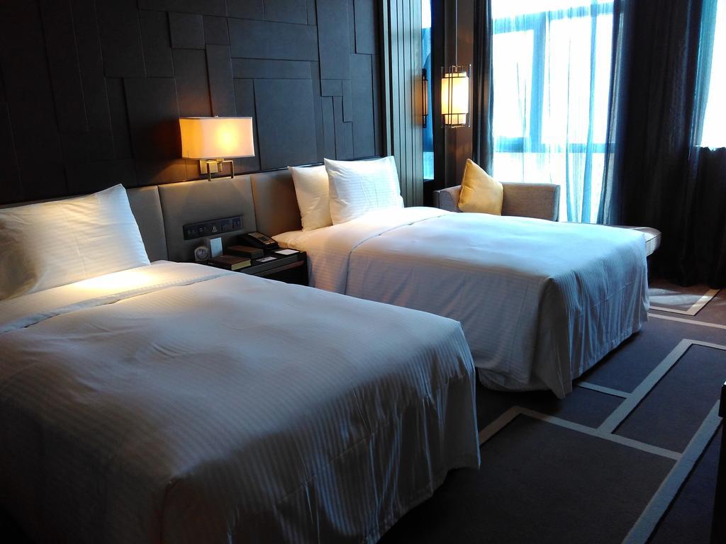 Wanda Realm Hotel Дунъин Экстерьер фото