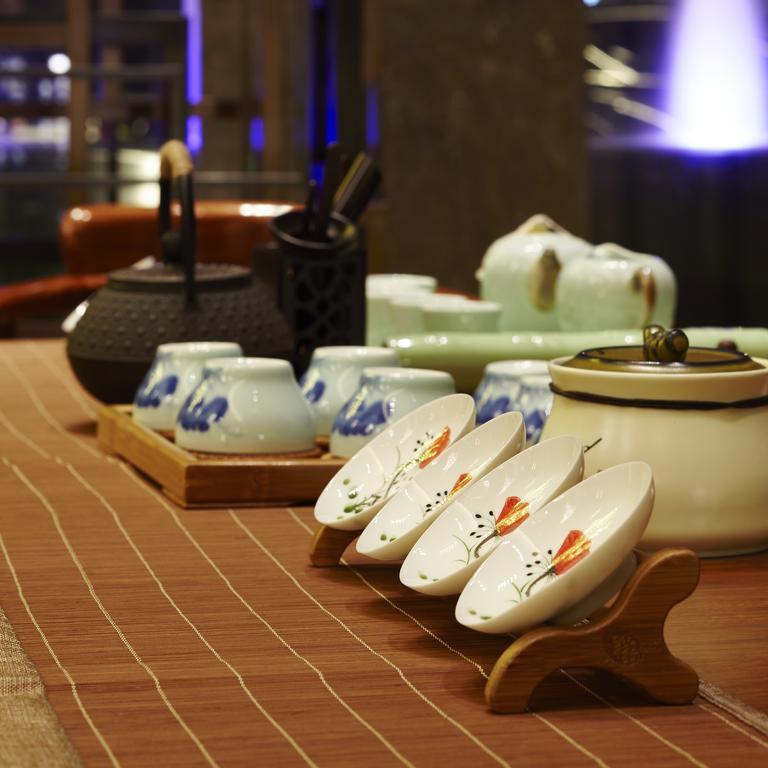 Wanda Realm Hotel Дунъин Экстерьер фото