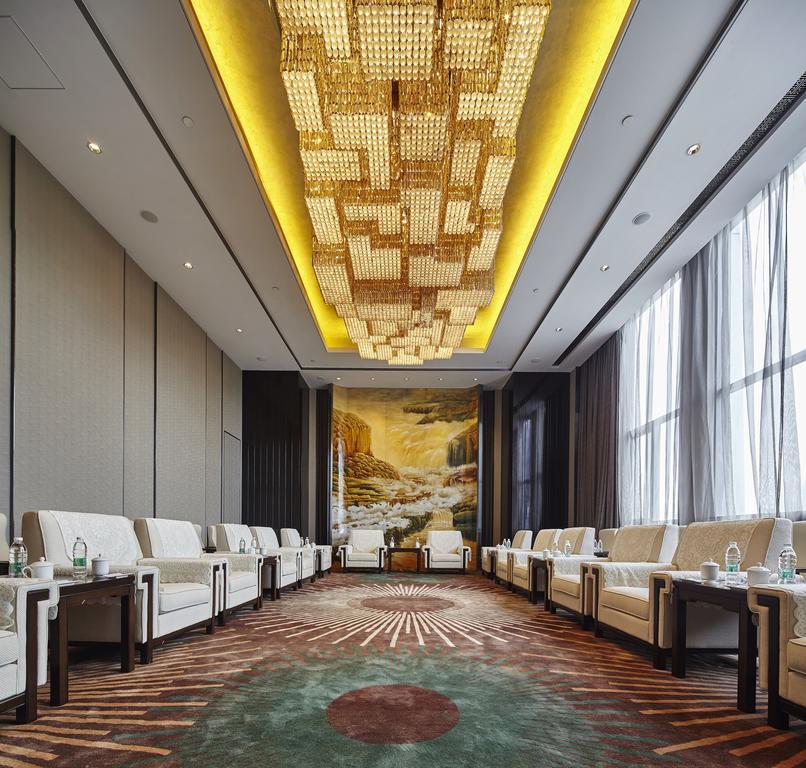 Wanda Realm Hotel Дунъин Экстерьер фото