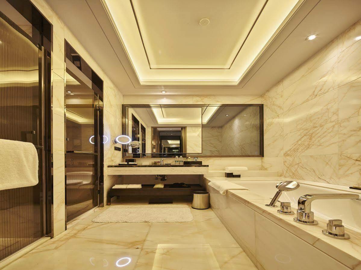 Wanda Realm Hotel Дунъин Экстерьер фото